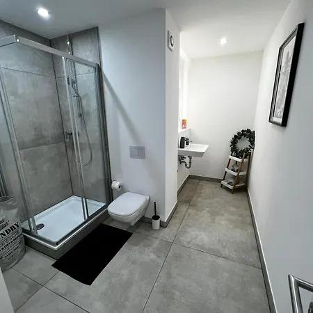 Stadtwohnung I Balkon, Parkplatz, Waschmaschine * Mannheim